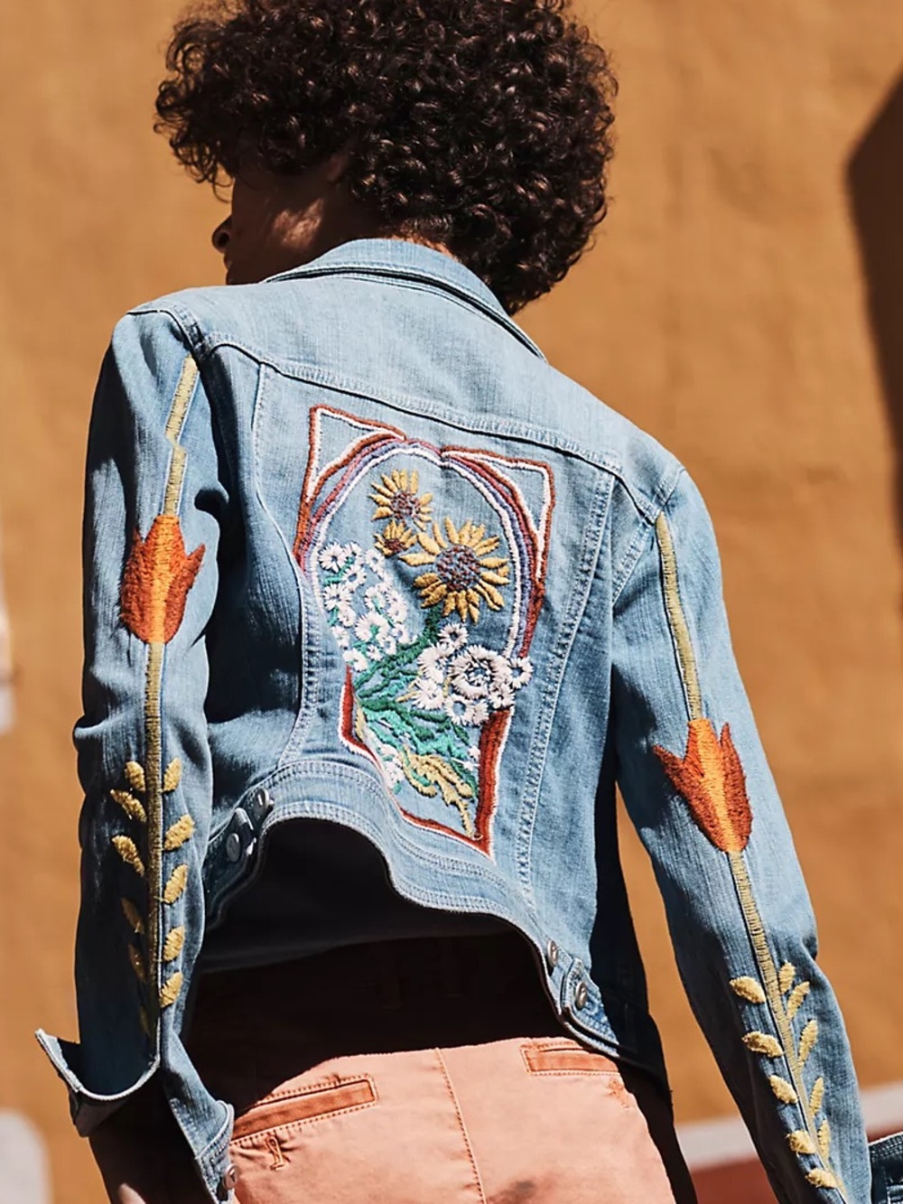 Pilcro Anthropologie Embroidered Floral Denim Jacket Size Small - Picture 2 of 15